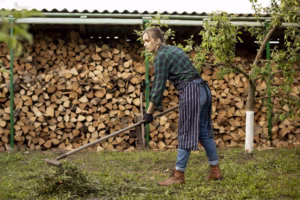 woman-farmer-working