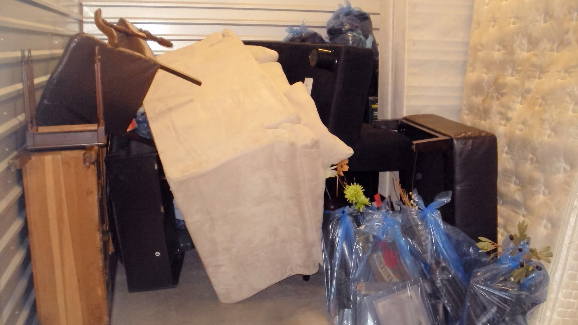 Storage Unit Cleanout Tips