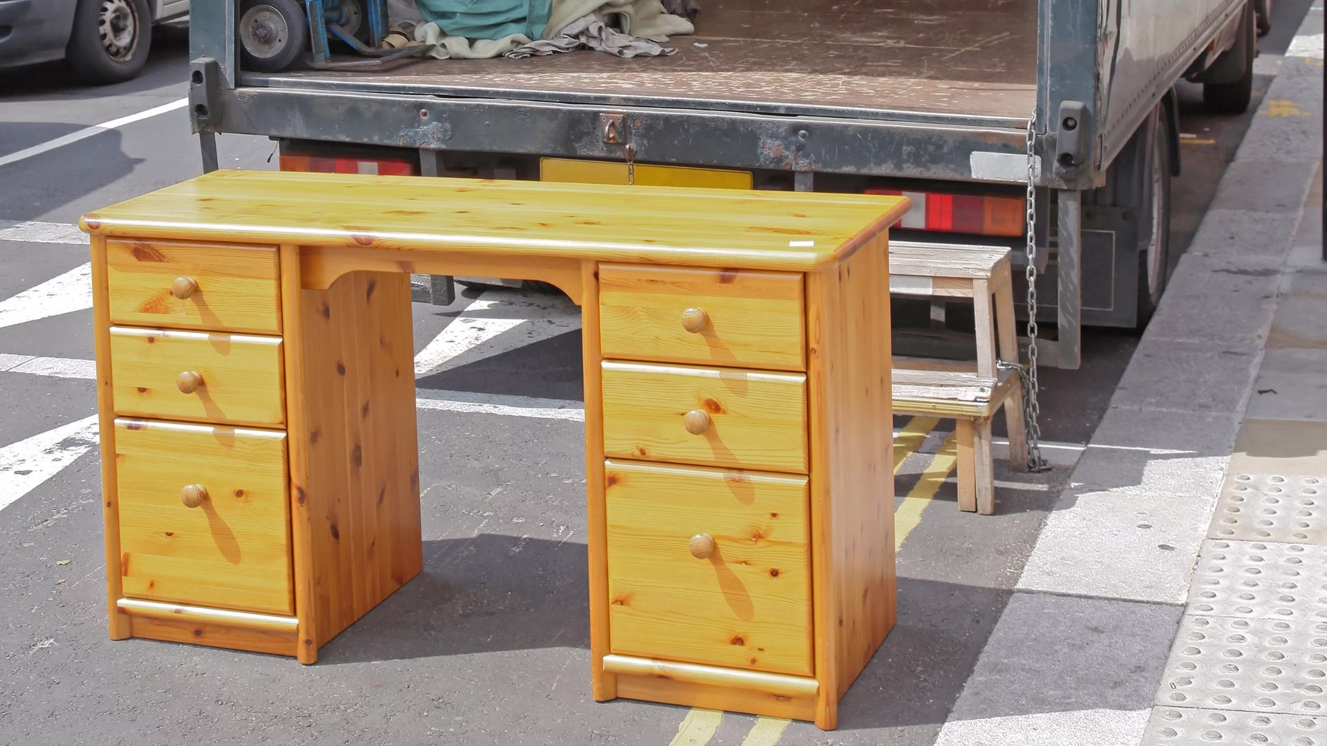 Dealing with Bulky Furniture